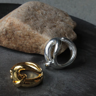 『代購』528-013 Soierie 造型戒指耳環(兩用) Clarity coil earcuff ring