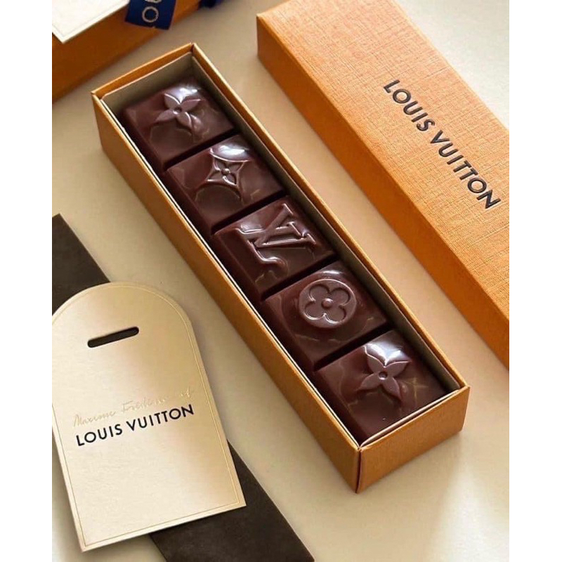 🦄【現貨】Louis Vuitton 聯名巧克力🍫 榛果巧克力 LV