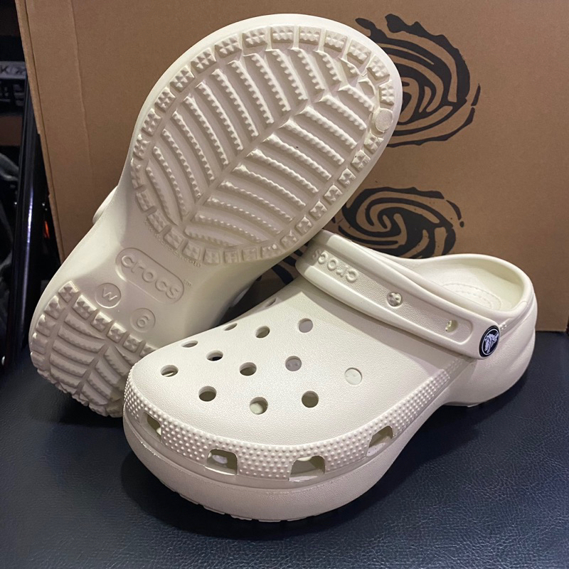 ［二手］Crocs Classics platform clog 女 厚底  卡駱馳 雲朵 奶茶 洞洞鞋 穿搭
