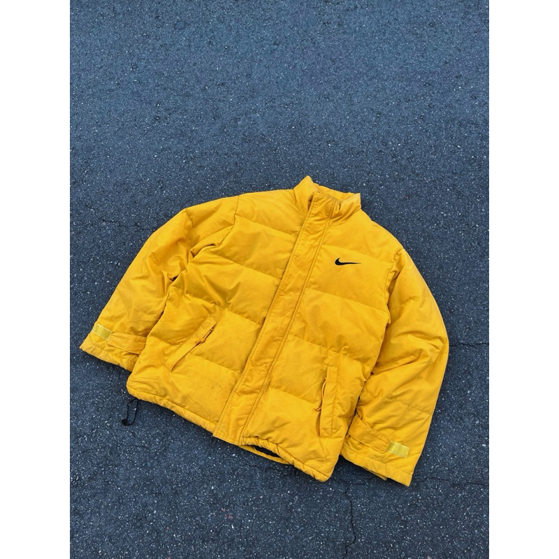 派駁古著 / Vintage yellow Nike puffer jacket 黃色 羽絨外套