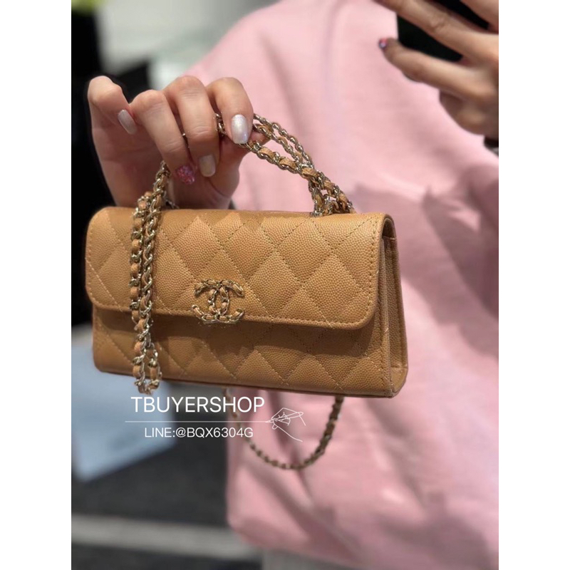 [Tbuyershop] 台灣現貨🍀 Chanel 爆款🔥手柄Kelly大號 奶茶色 金扣 荔枝皮 手機包