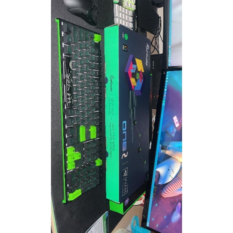 Ducky one 2 X Razer 綠軸 機械式鍵盤 買一送一