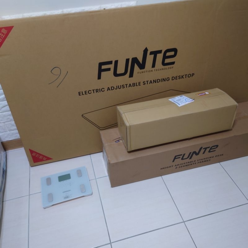 funte二節式全新未拆電動升降桌 面板3.0