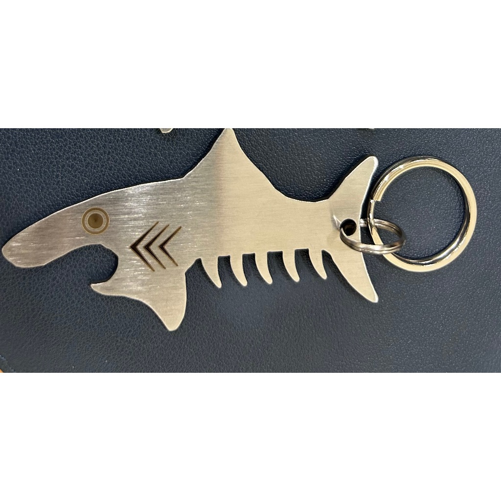 鯊魚俏皮雷雕客製鑰匙圈