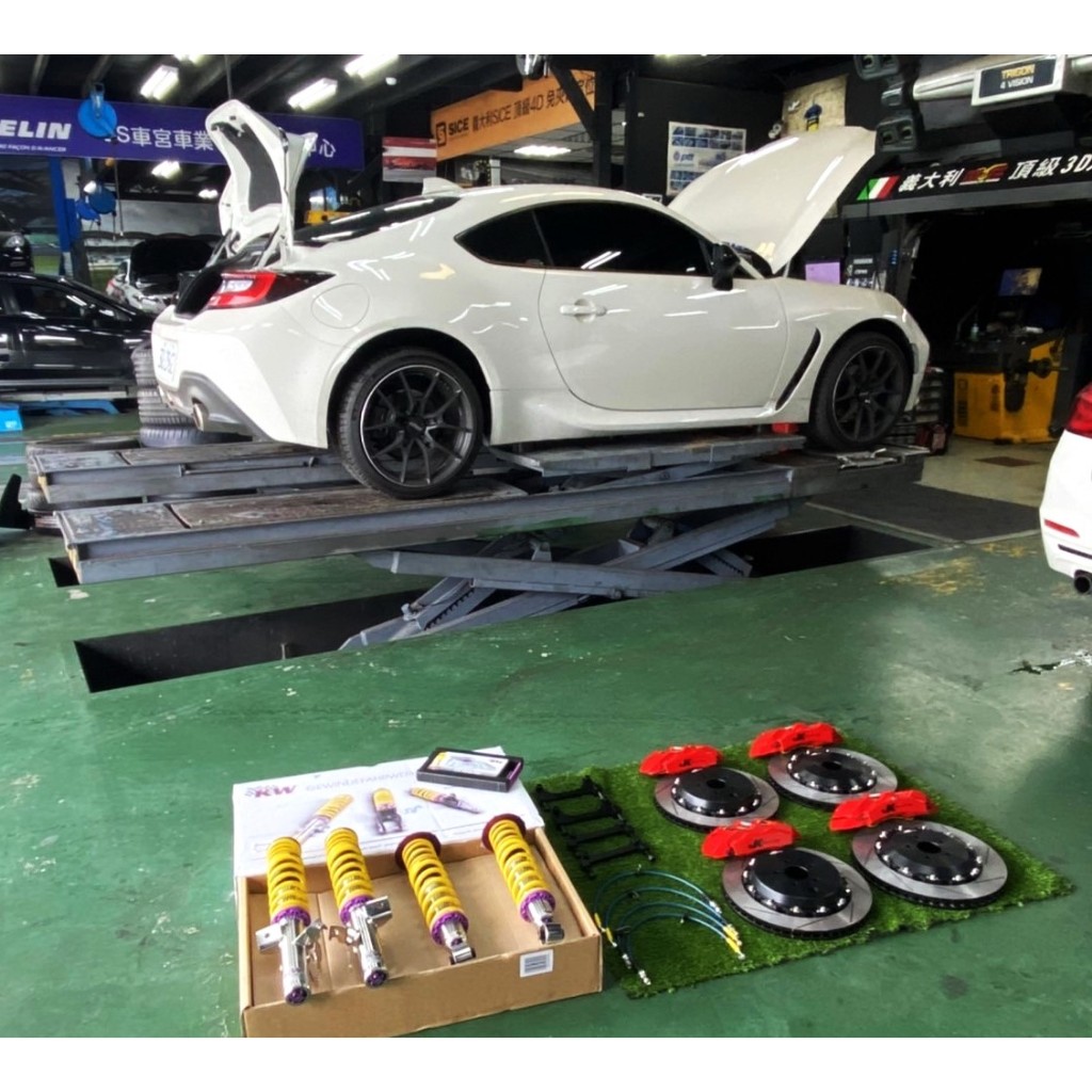 CS 車宮車業  OHLINS DFV 避震器 TOYOTA 86 GR 86 . SUBARU BRZ 瑞典公司貨