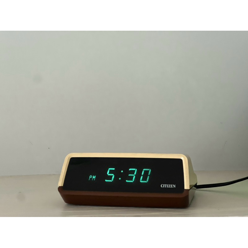 日本CITIZEN 復古數位電子鬧鐘Digital Alarm