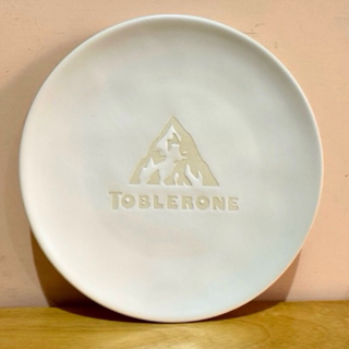 TOBLERONE瑞士三角巧克力 刻紋瓷盤 單入 陶瓷盤 花紋 餐盤 三角巧克力 瑞士