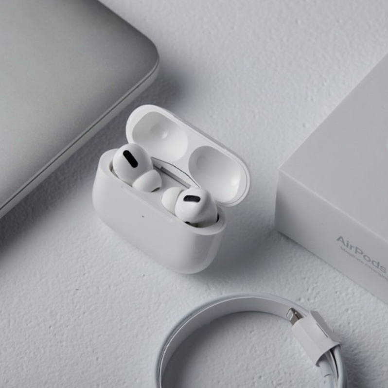 [Airpods Pro 2代 整組全新已拆封 雙北可面交］lightning+MagSafe 充電版本