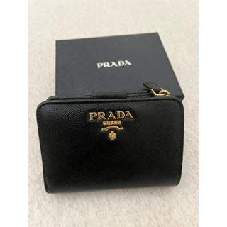 （已售出）PRADA短夾女裝皮夾