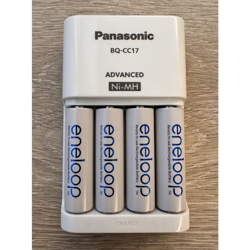 [二手] 國際牌 Panasonic Eneloop 3號 AA 充電池 BQCC17 充電座 日本製 鎳氫充電電池
