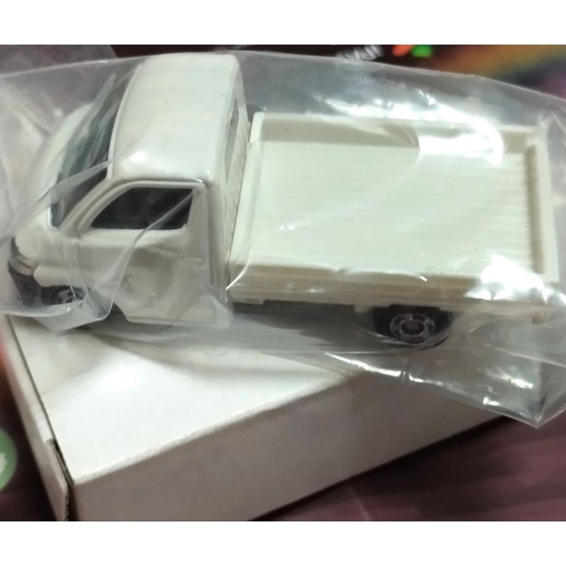 外盒如圖片~全新 絕版 Tomica 97 No.97 豐田 Toyota Town ACE 白盒如圖片