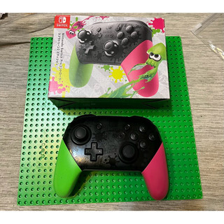 【隨緣二手現貨】台灣公司貨(乾淨整潔) 斯普拉頓3 明星大亂鬥 Switch Pro原廠手把。.