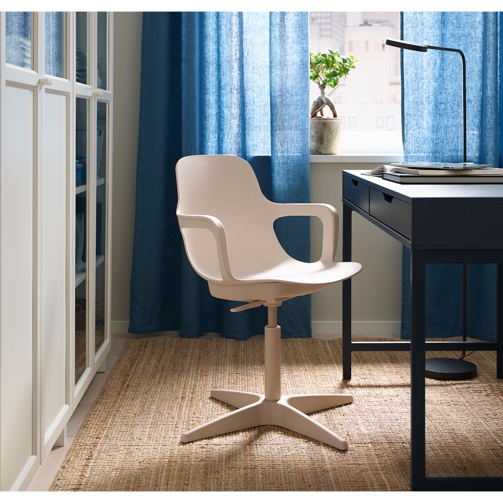北歐LOFT風格經典IKEA宜家ODGER電腦椅旋轉椅餐椅工作椅休閒椅北歐椅極簡椅環保椅/米色/二手八成新/特$2500
