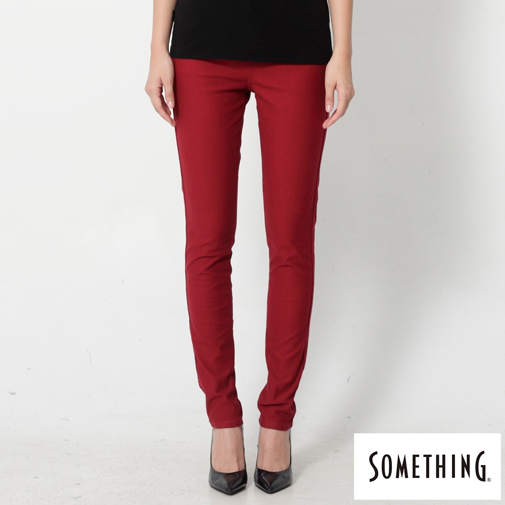 SOMETHING 基本五袋窄直筒牛仔褲(紅色)-女款