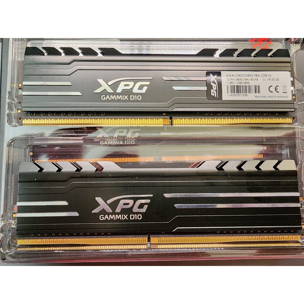 XPG GAMMIX D10 DDR4 記憶體  8GBX2 共16G