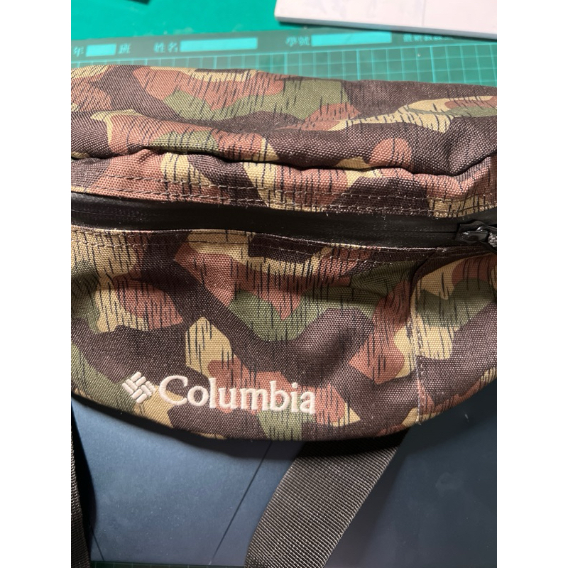 Columbia 防水腰包 斜背包 小包