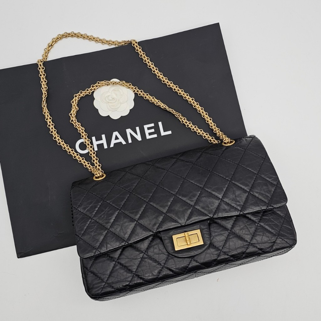 【哈極品】美品《CHANEL 香奈兒 黑金 菱格 2.55方扣 227鍊帶 斜背包/肩背包》