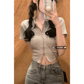心動指數100% 雙拉鏈修身翻領短袖 短版上衣 臺妹 衣服 素t 辣妹上衣 韓版上衣 女生衣服 甜辣風 夏季 設計感上衣