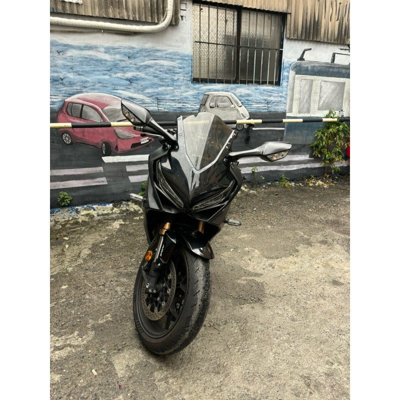 HONDA CBR650R 台本車