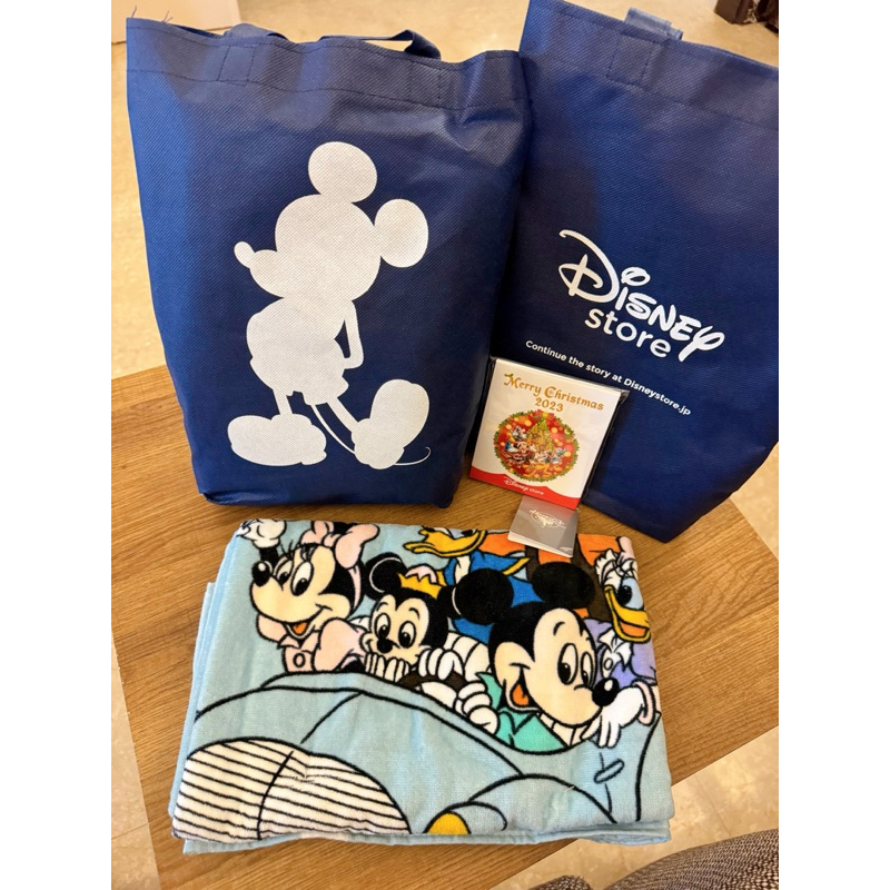 🇯🇵現貨🇯🇵日本Disney store米奇與朋友浴巾/毛巾 贈提袋、聖誕節限量吊飾 現貨