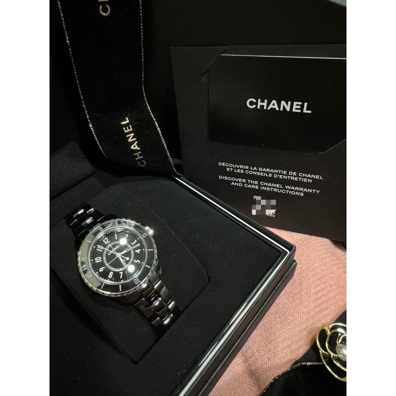 （代售）全新 CHANEL 黑色J12 33mm （男/女腕錶）