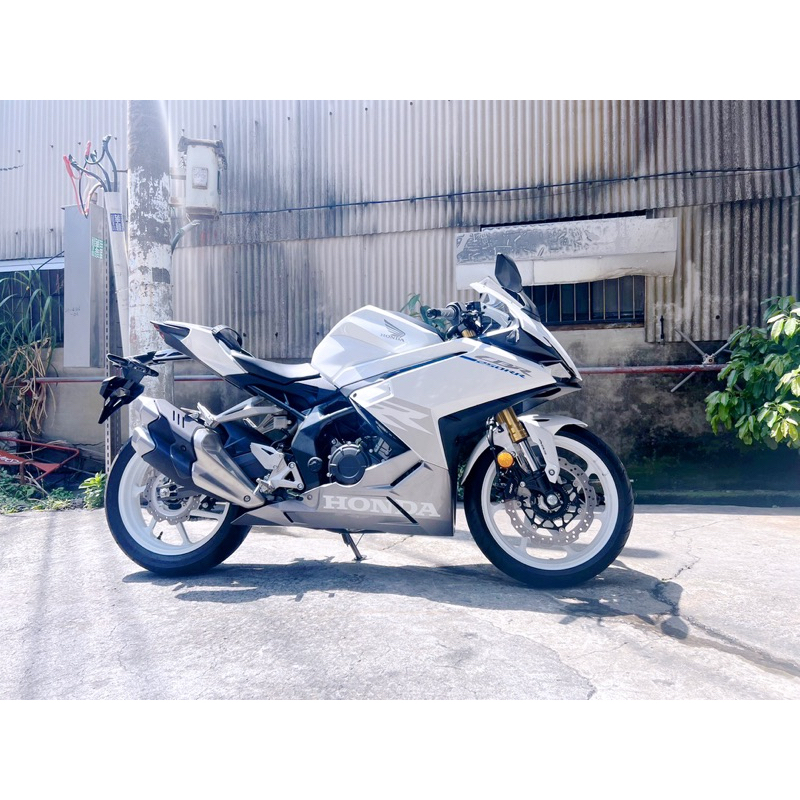 新車CBR250RR（日規）