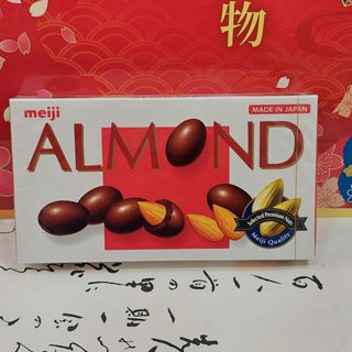 Meiji 明治 杏仁 可可球 杏仁巧克力球