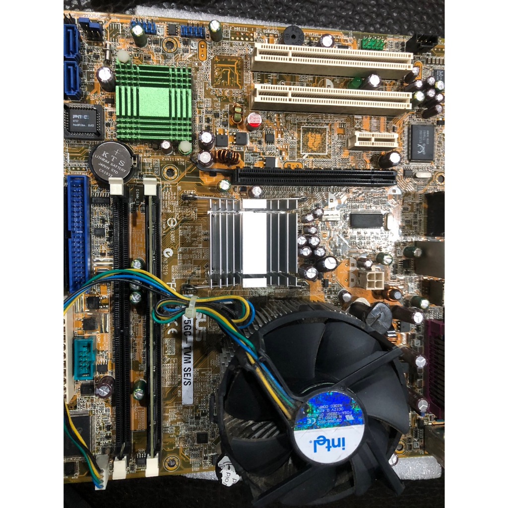 主機板 ASUS P5GC-TVM SE/S 送 CPU /記憶體 2g