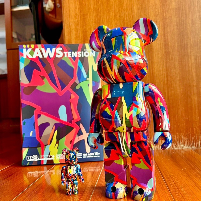 Bape x KAWS bearbrick 400%+100%