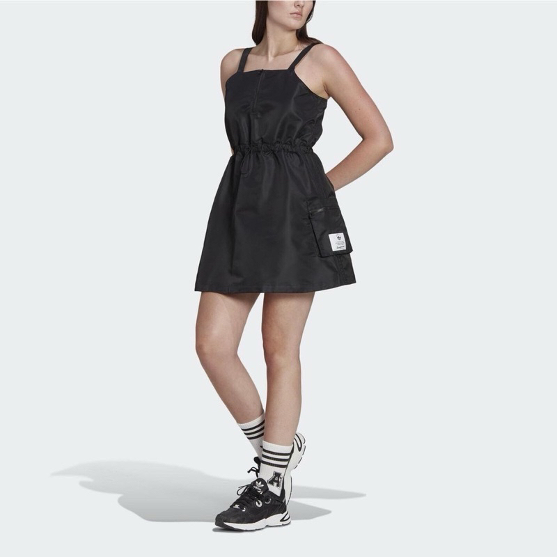 九成新Adidas Nylon Dress HL9066 女 連身洋裝 國際版 尺寸M