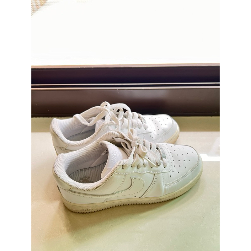 Nike Air Force 白色運動鞋 休閒鞋 24號