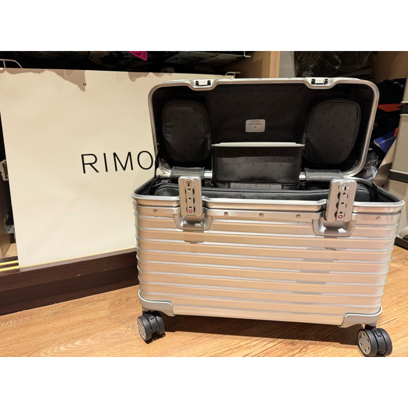 RIMOWA Pilot 機長箱