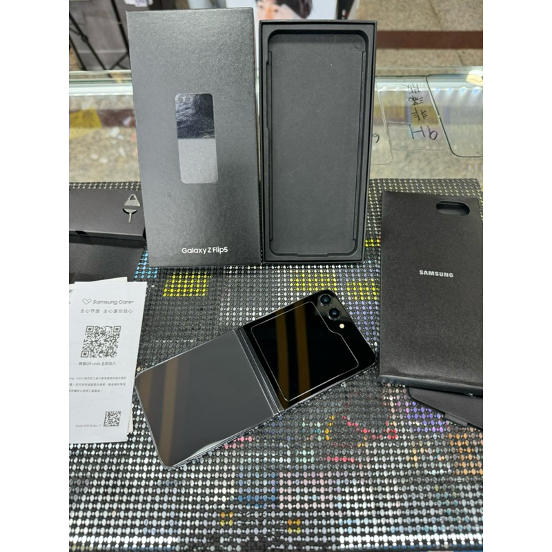【極新】9.9成新Samsung Galaxy Z Filp5 256g【8G/256GB】Z Flip 5 256g