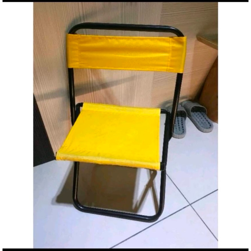 振聲高中 小黃椅 小椅子