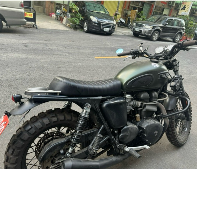 = SRC = Triumph T100 氣冷 訂製坐墊貨架 後土除 套餐