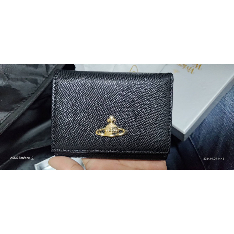 Vivienne Westwood  小牛皮土星三層皮夾