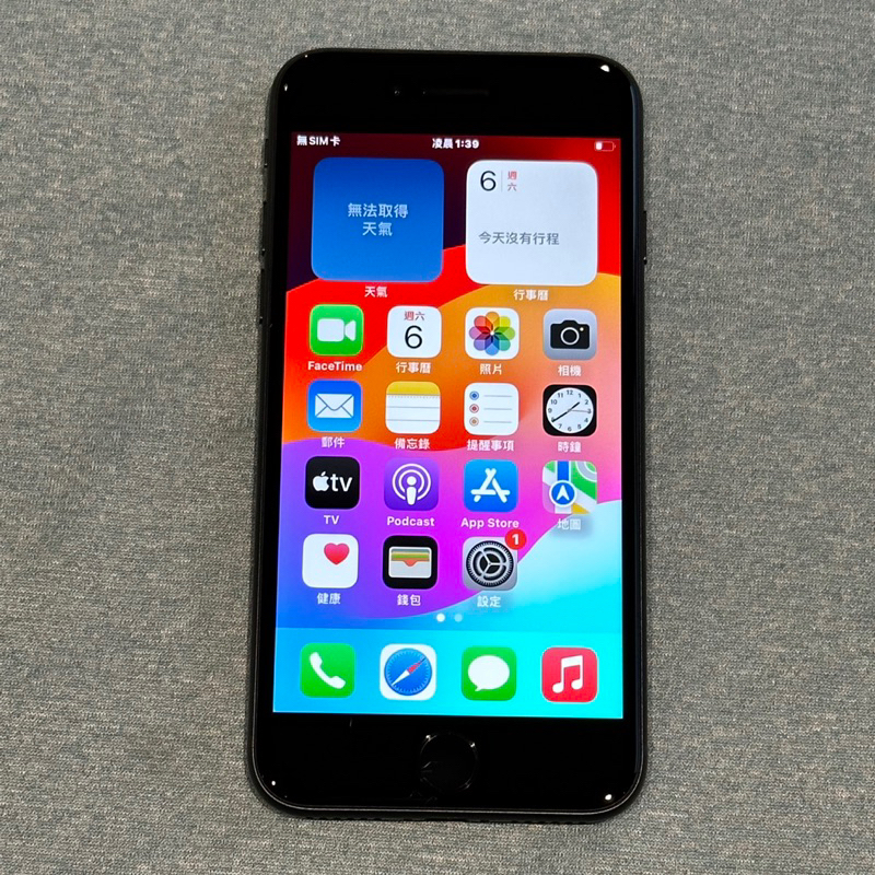 iPhone SE3 64G 黑 保固到明年3月 功能正常 二手 IphoneSE3 SE 3 4.7吋 台中