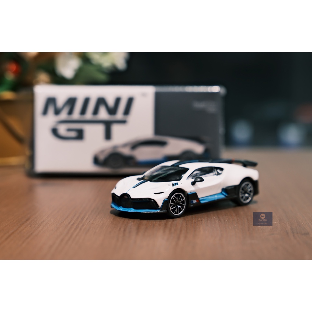 (竹北卡谷)現貨秒出 MINI GT #661 Bugatti Divo White 布加迪 模型車 白