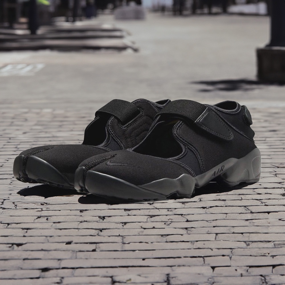 【Fashion SPLY】W Nike Air Rift Triple Black 分趾忍者鞋 HF5389-001