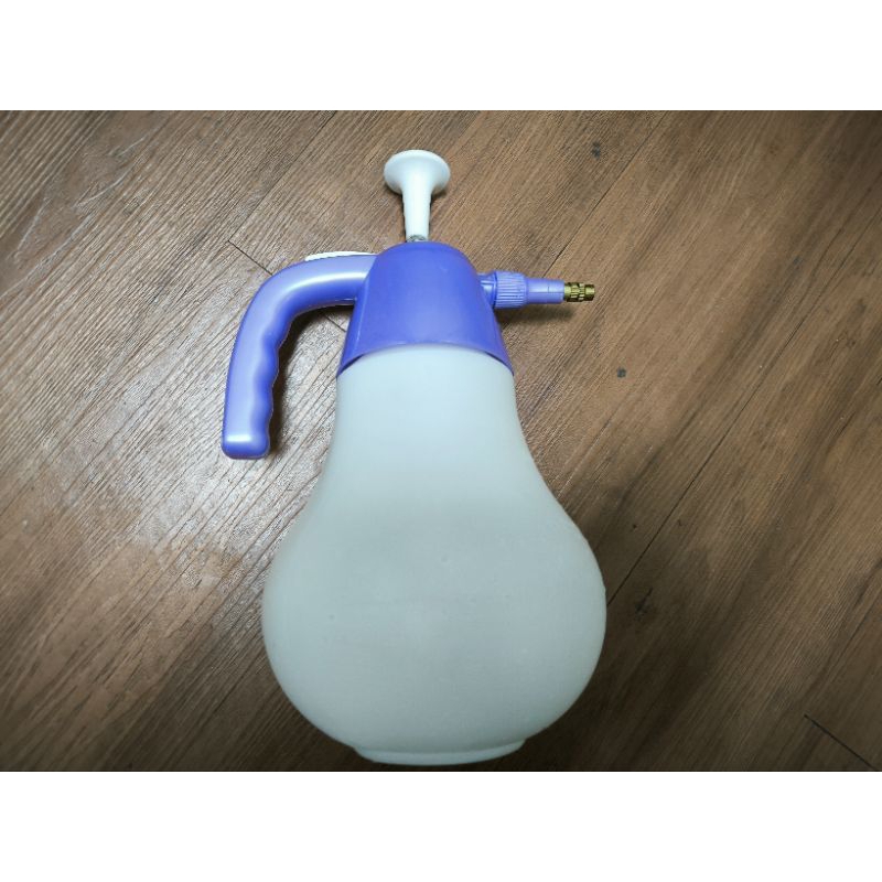 氣壓噴水壺（1.5公升）只使用一次