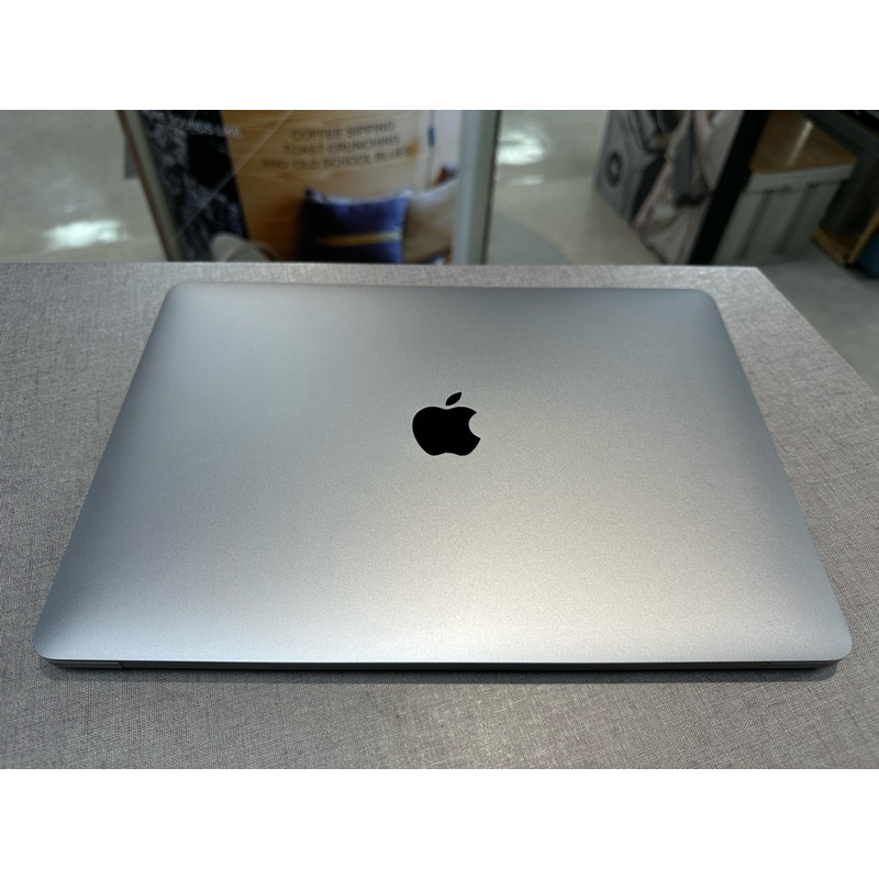 Apple 蘋果｜MacBook Pro 13吋 2022 M2/8G/256G 銀色 A2338｜中古機