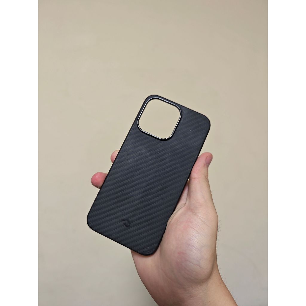 【8.5成新】PITAKA MagEZ Case 2 碳纖維手機殼 適用於iPhone 13 pro