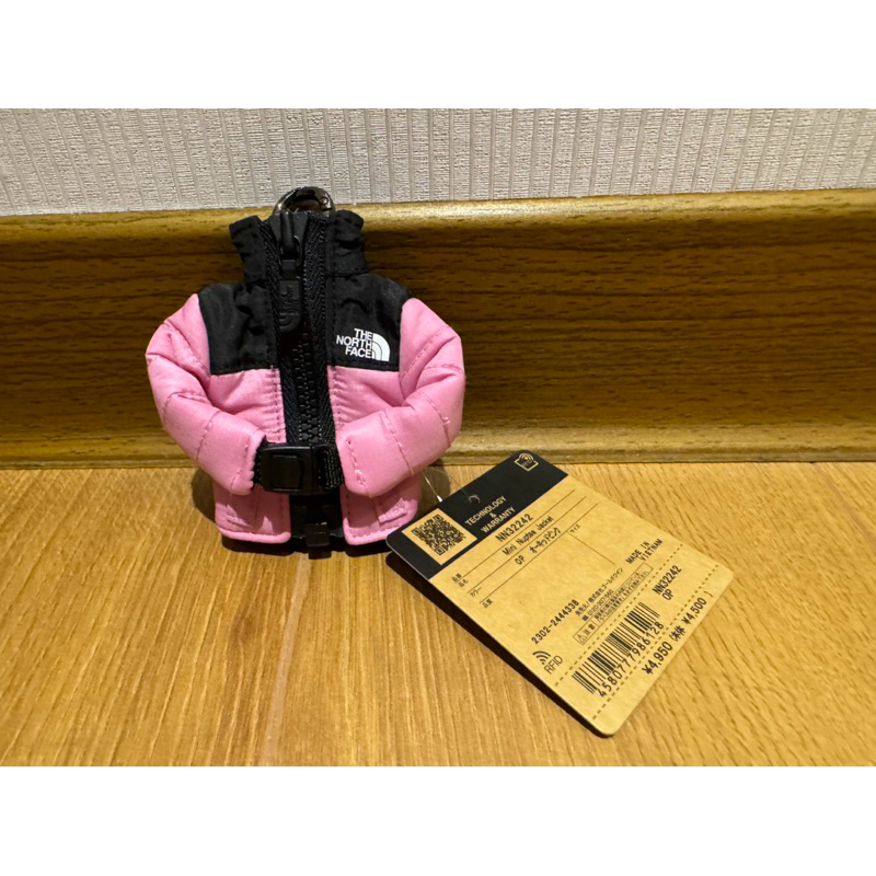 現貨 🇯🇵日本 The North Face 羽絨衣 粉紅色 鑰匙圈 Mini Nuptse Jacket