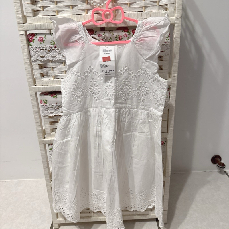 美國品牌gap女童天菜雕花渡假洋裝