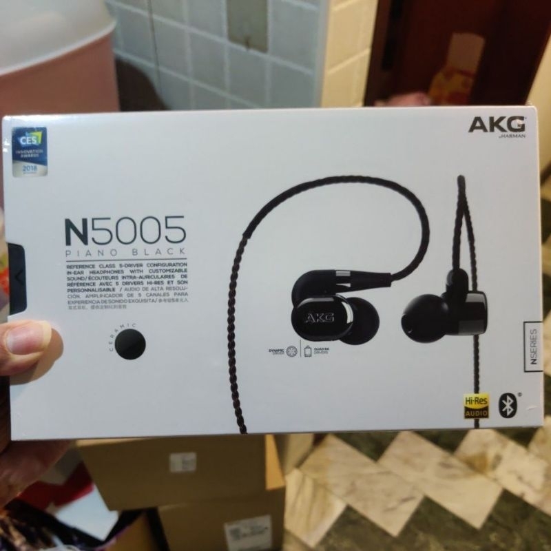 AKG N5005耳道式耳機
