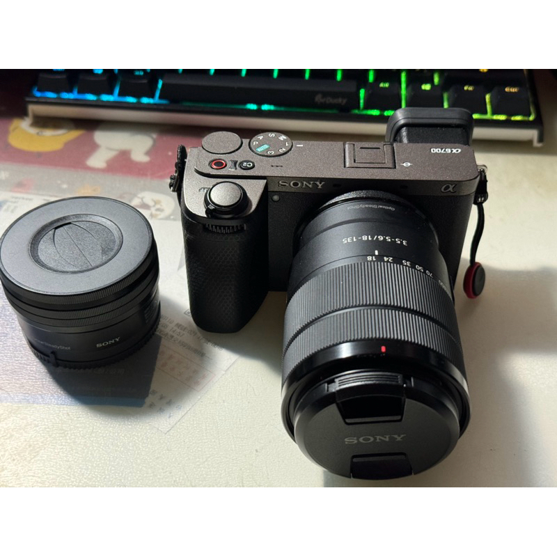 sony a6700 + 16-50 mm kit鏡頭組+ SEL18135鏡頭