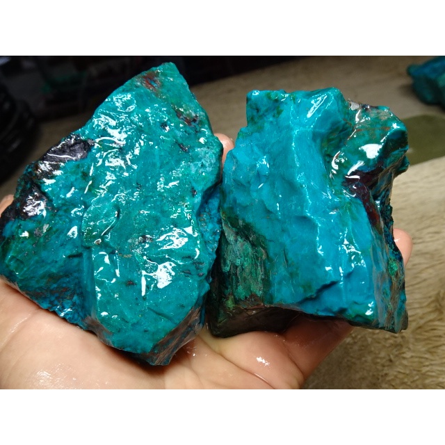 《藍金寶石玉石批發區》→〈原石系列〉→天然美國藍寶石原礦5粒〈1250公克→Bh535特價