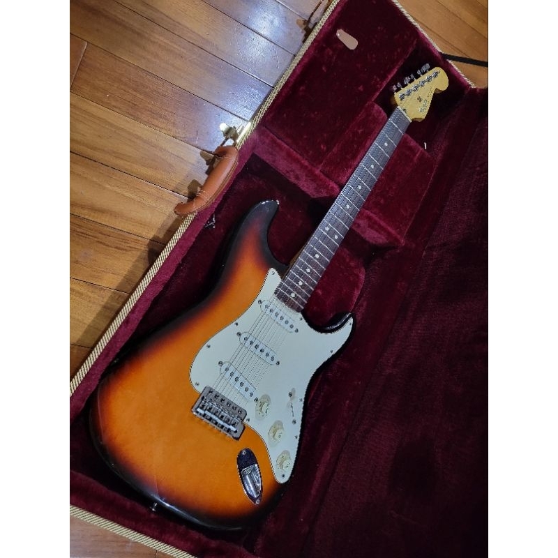 Fender 墨廠 Standard World Stratocaster 電吉他