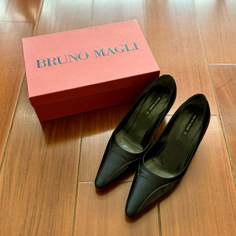 Bruno Magli 黑色皮革手工拼接低跟鞋｜5.5公分高｜8成新含鞋盒｜義大利製