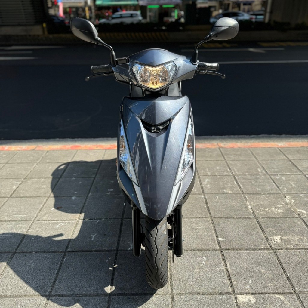 (貳輪嶼二手機車-新北中和店) 2020年 新名流 125 ABS #5600